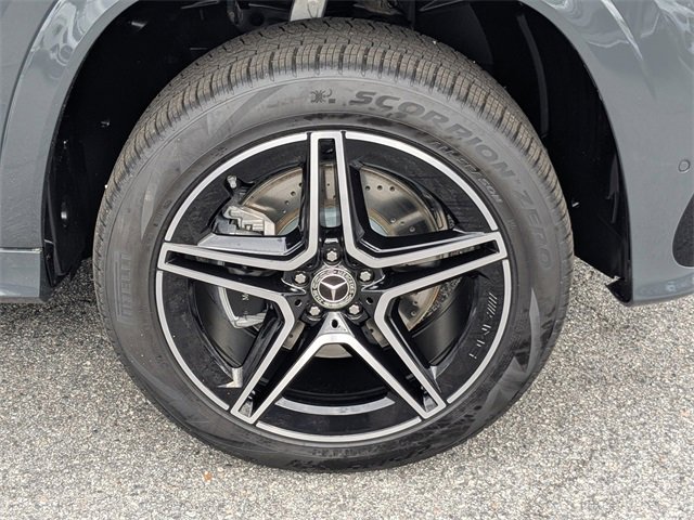 New 2026 Mercedes-Benz GLS 450 4MATIC image 11