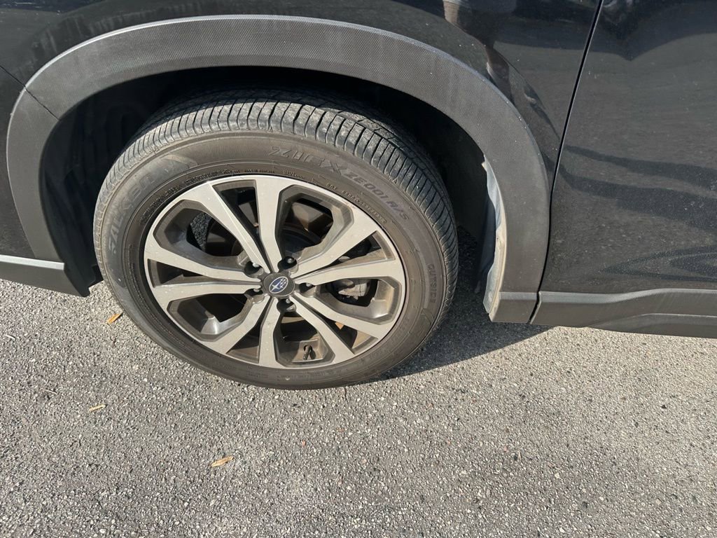 Used 2019 Subaru Forester Limited w/ Popular Package #3 image 11