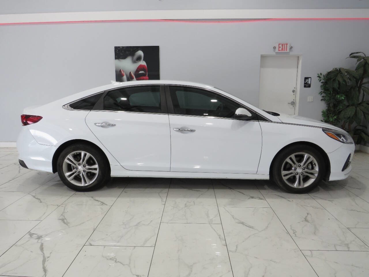 Used 2018 Hyundai Sonata SEL FWD image 2