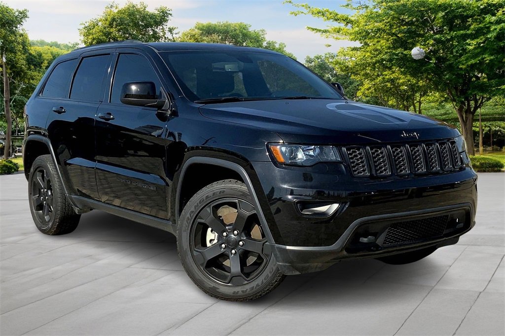 Used 2021 Jeep Grand Cherokee Freedom Edition image 3