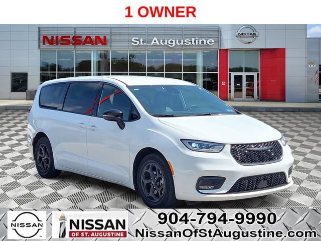 Used 2024 Chrysler Pacifica Limited FWD 360° Tour