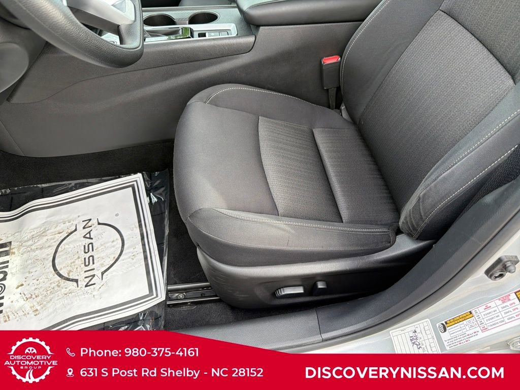 Certified 2025 Nissan Altima 2.5 SV AWD/4WD image 12