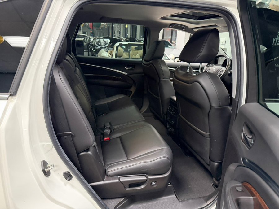 Used 2019 Acura MDX SH-AWD image 32