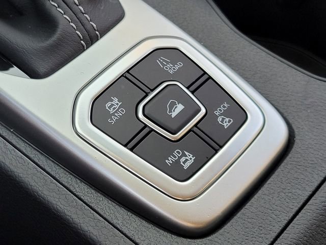 New 2026 Nissan Frontier SV w/ SV Convenience Package image 19