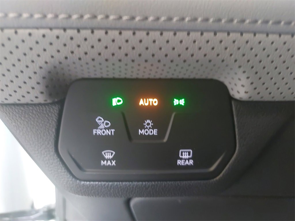 New 2025 Volkswagen Atlas Peak Edition SE image 26