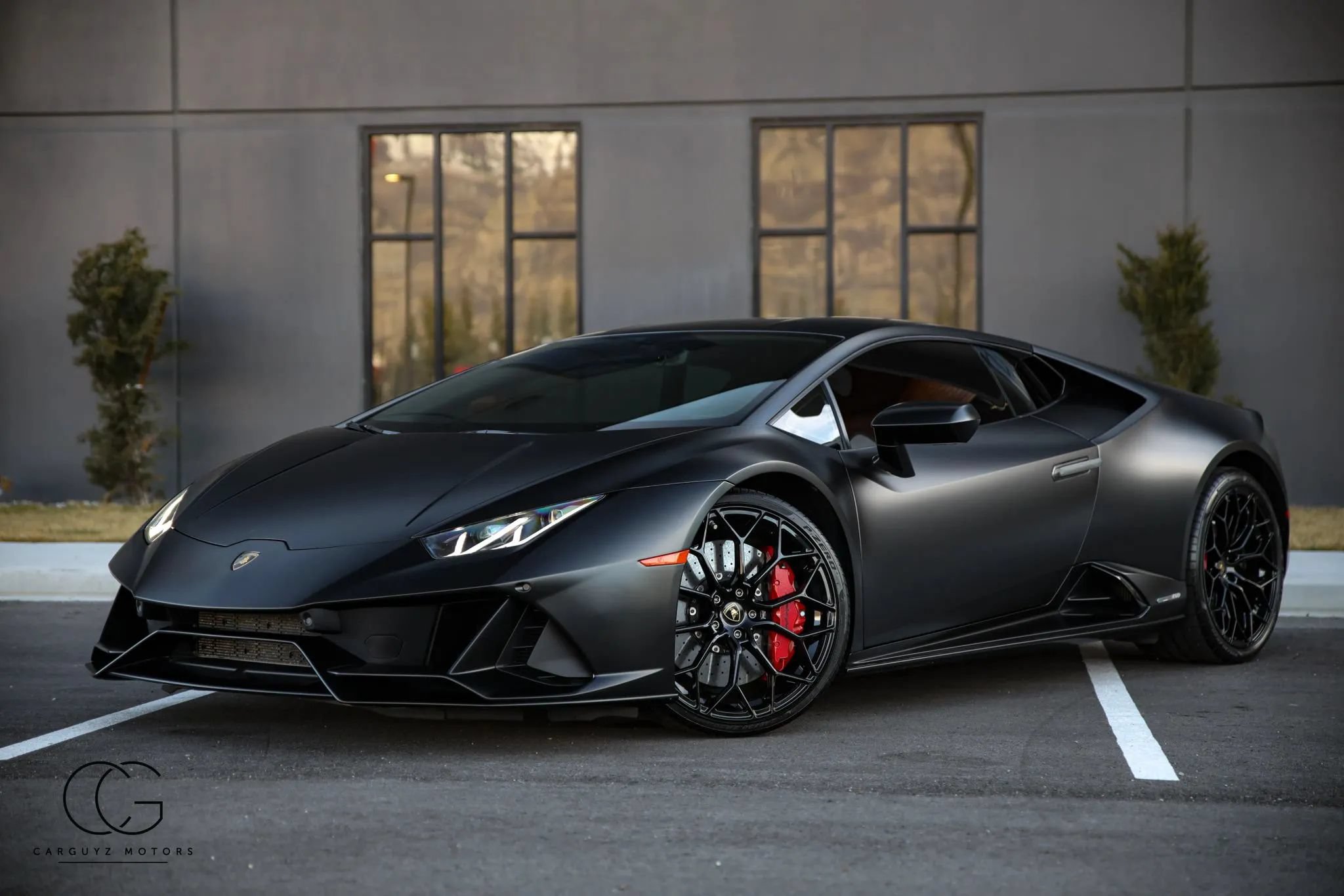 Used 2020 Lamborghini Huracan EVO AWD/4WD image 3