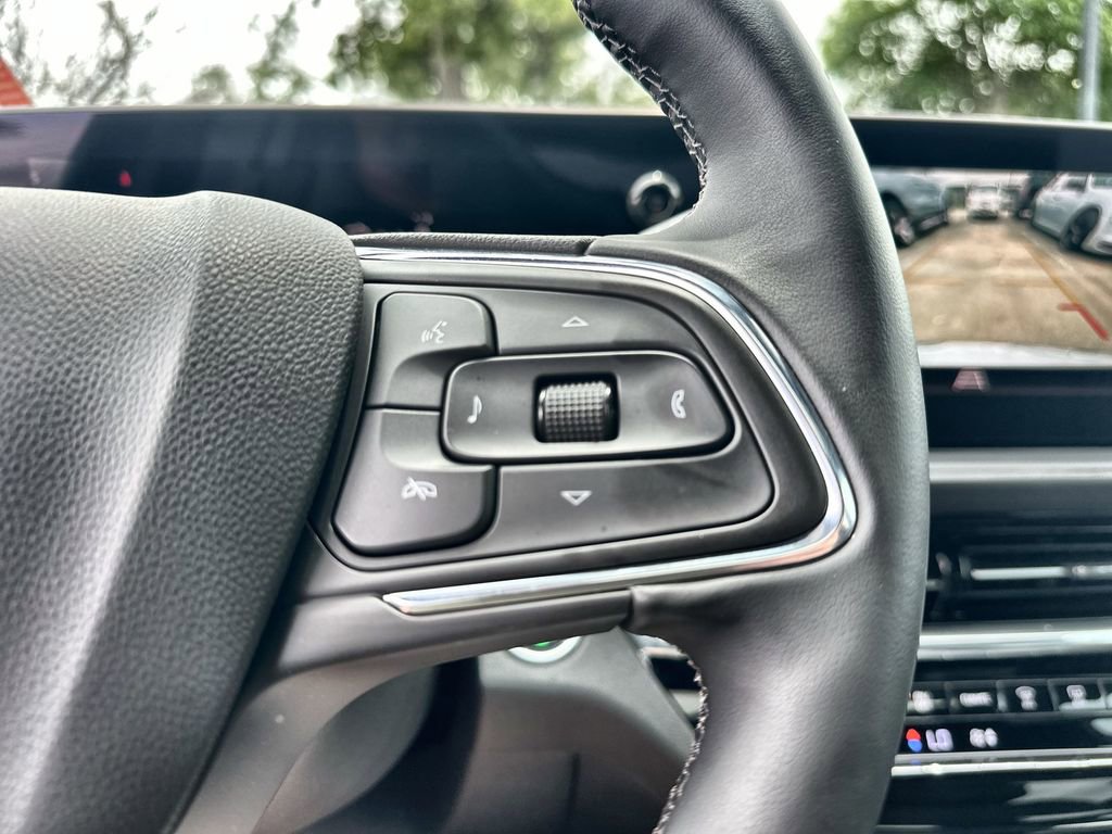 Used 2026 Buick Envista Avenir FWD image 32