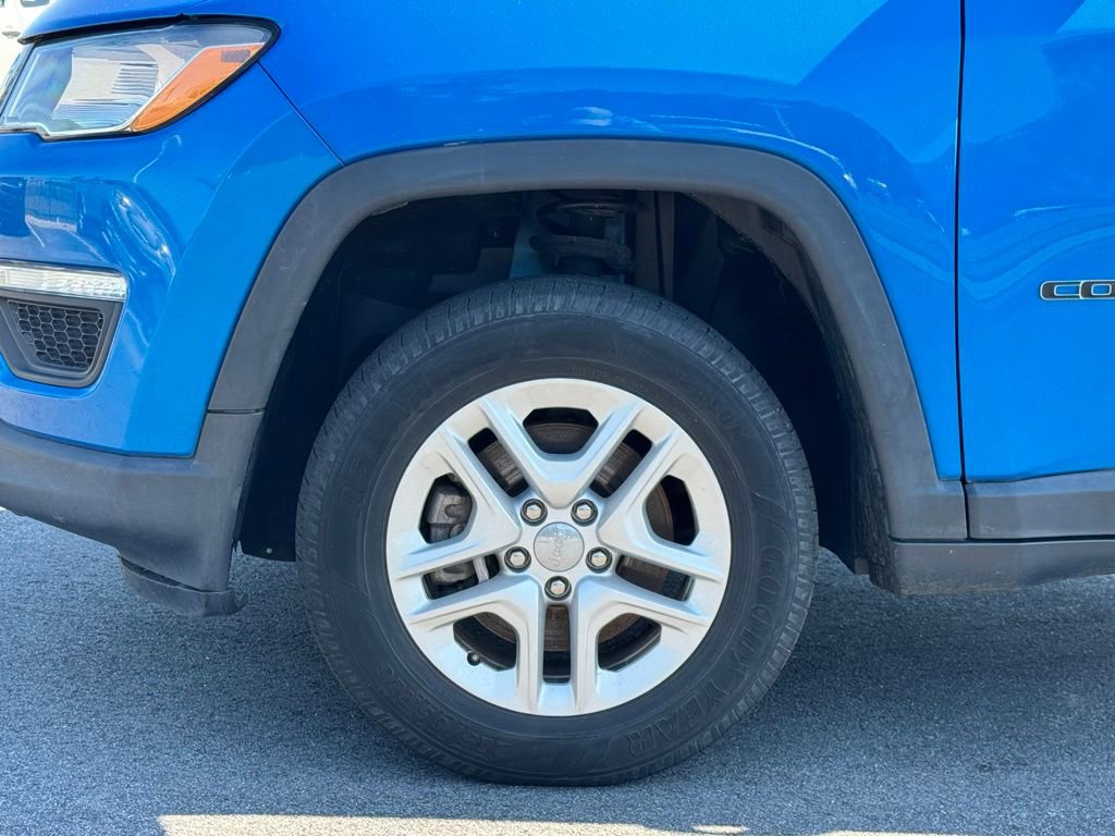 Used 2020 Jeep Compass Sport w/ Safety & Security Group AWD/4WD image 30