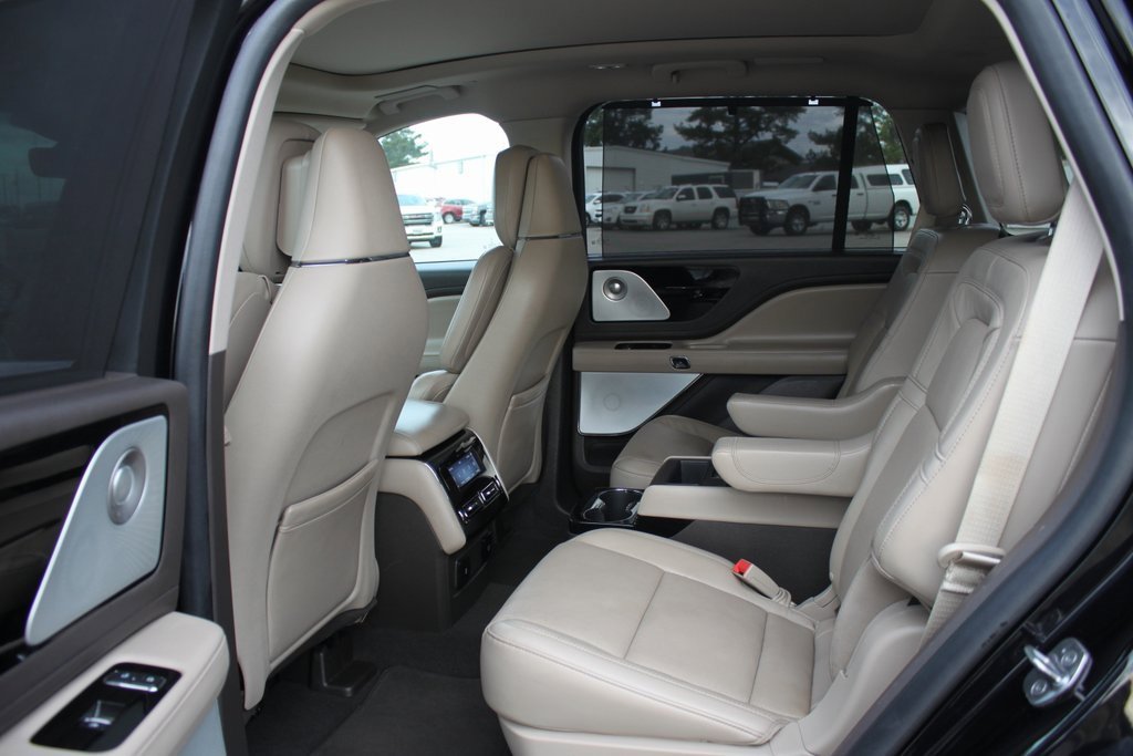 Used 2021 Lincoln Aviator Grand Touring w/ Equipment Group 302A image 8