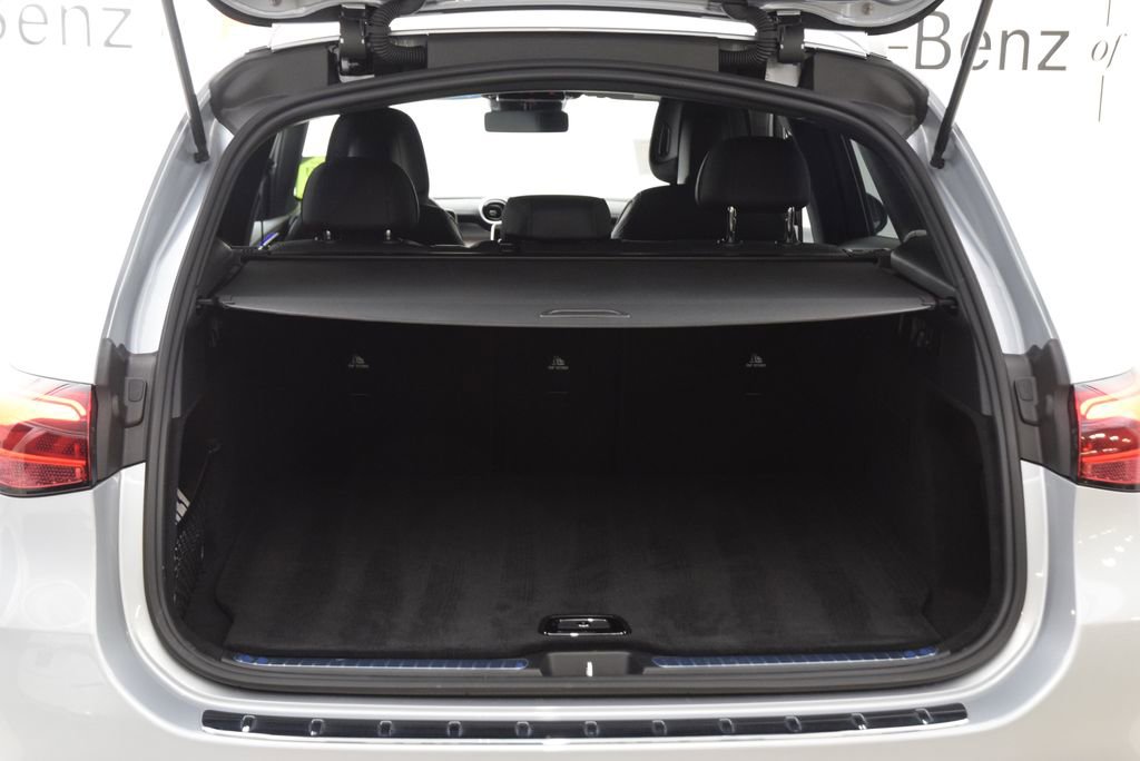 Certified 2026 Mercedes-Benz GLC 300 image 30