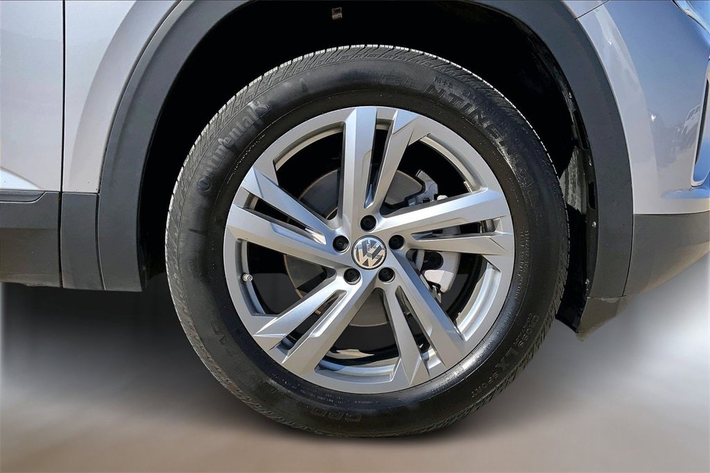 Used 2024 Volkswagen Atlas SE image 9