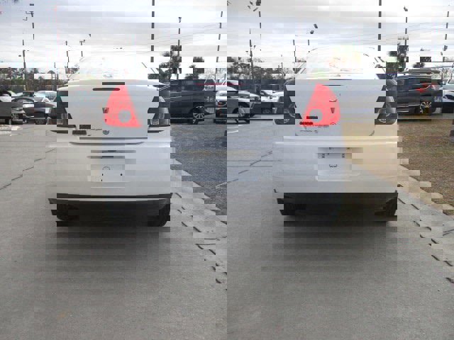 Used 2009 Pontiac G6 Sedan image 15