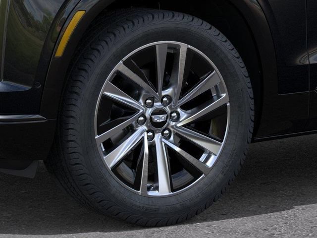 New 2026 Cadillac Vistiq Sport w/ LPO, Floor Liner Package AWD/4WD image 9