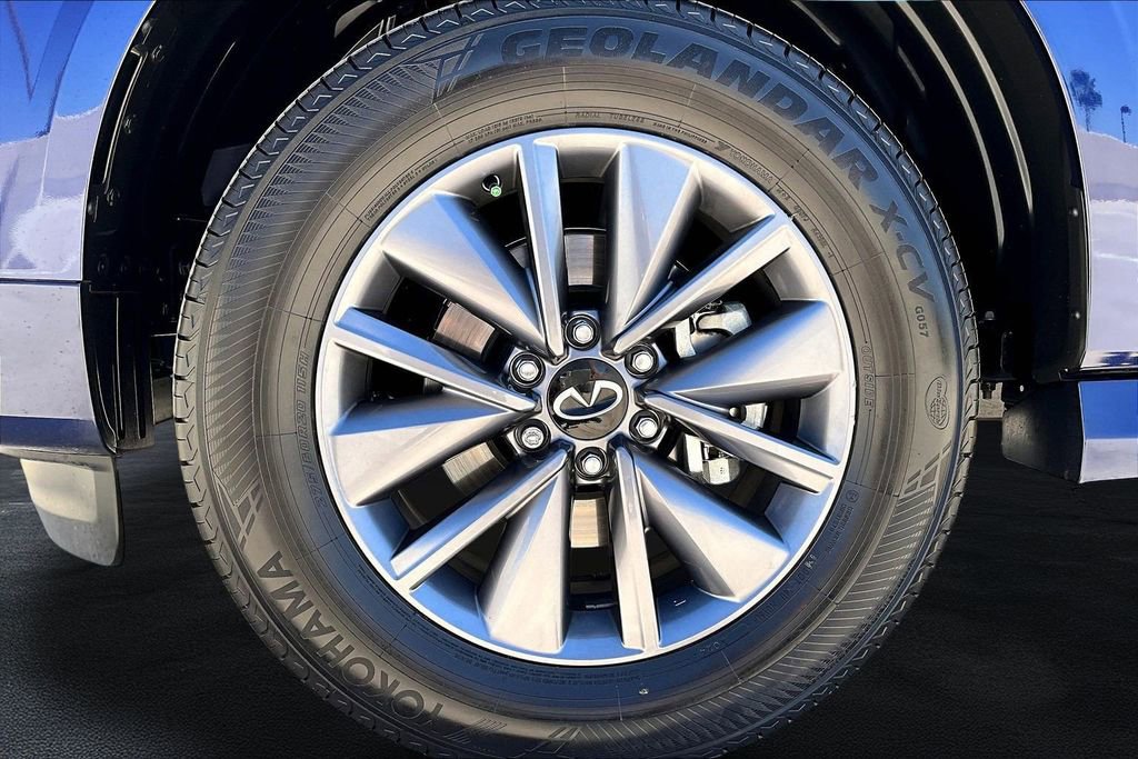 Used 2025 INFINITI QX80 Pure AWD/4WD image 9