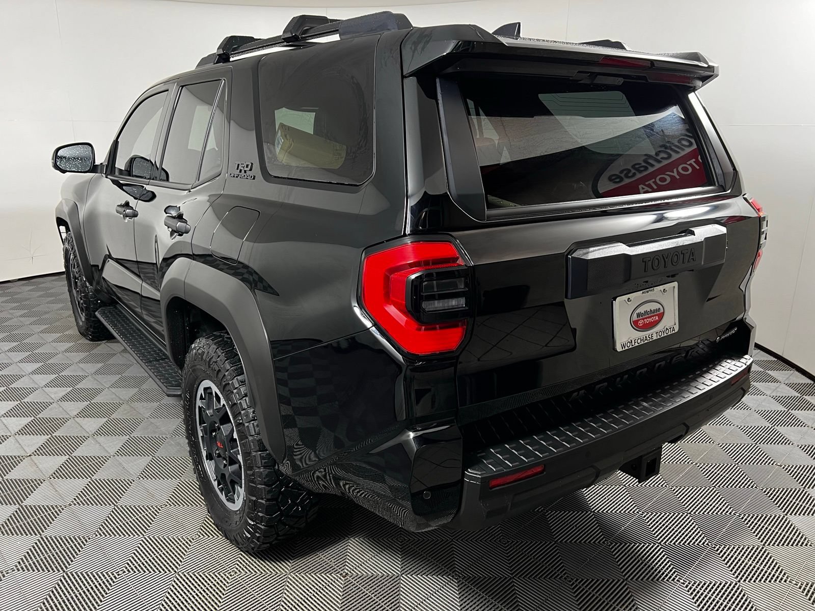 Used 2025 Toyota 4Runner TRD Off-Road Premium AWD/4WD image 7