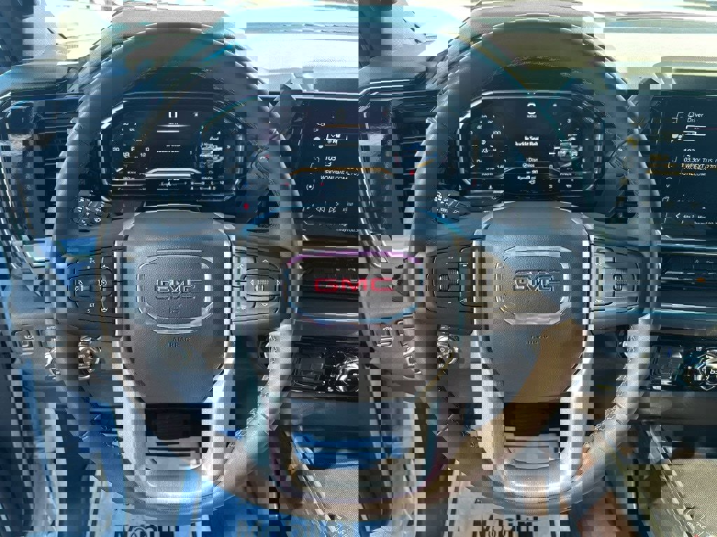 Used 2024 GMC Sierra 2500 SLT image 27