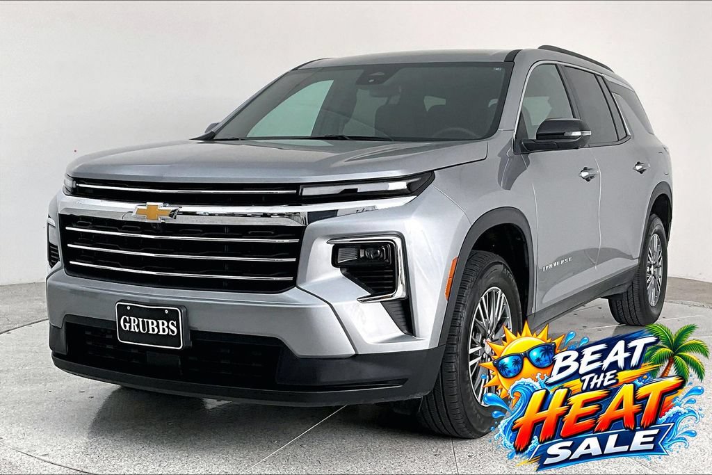 Used 2024 Chevrolet Traverse LT FWD image 5