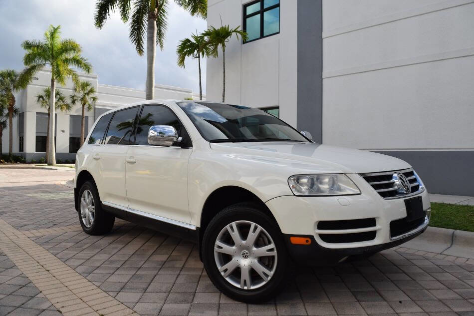 Used 2006 Volkswagen Touareg V10 TDI AWD/4WD image 1