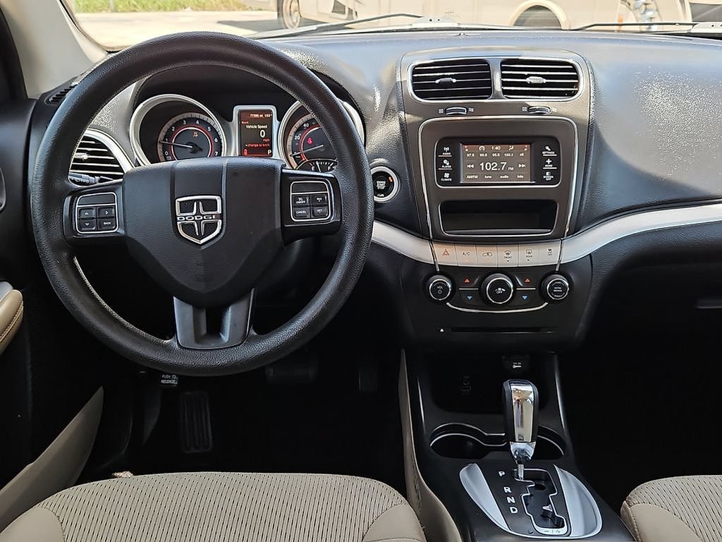 Used 2020 Dodge Journey SE FWD image 18