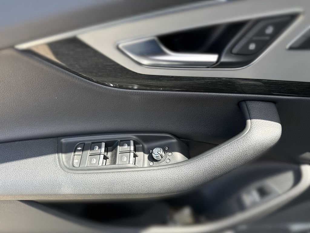 Used 2019 Audi Q7 2.0T Premium Plus w/ Premium Plus Package image 15