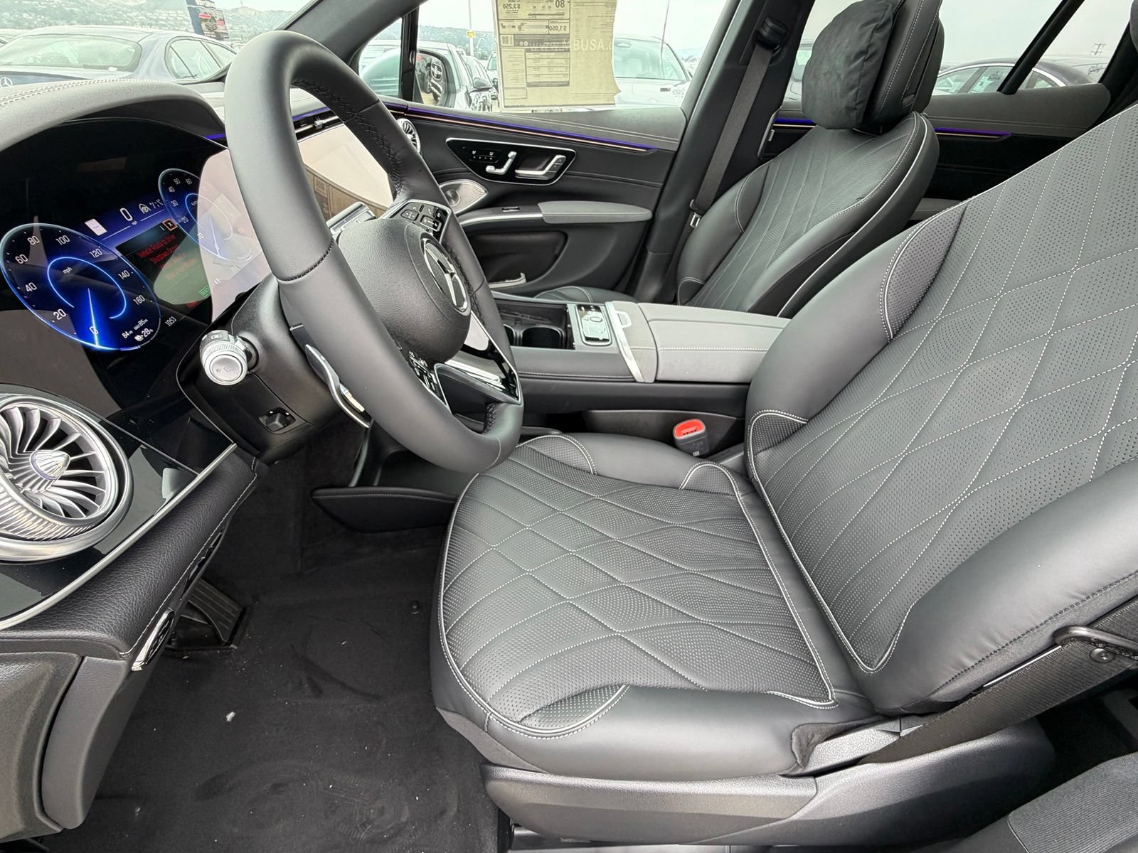 New 2026 Mercedes-Benz EQS 550 4MATIC SUV image 18