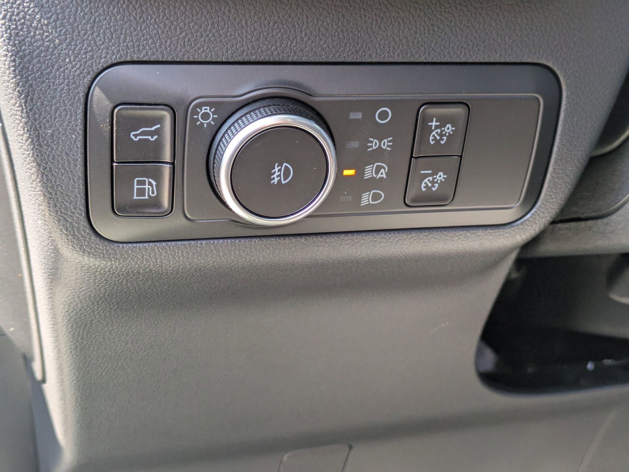 New 2025 Ford Escape SE w/ PHEV Premium Package image 15