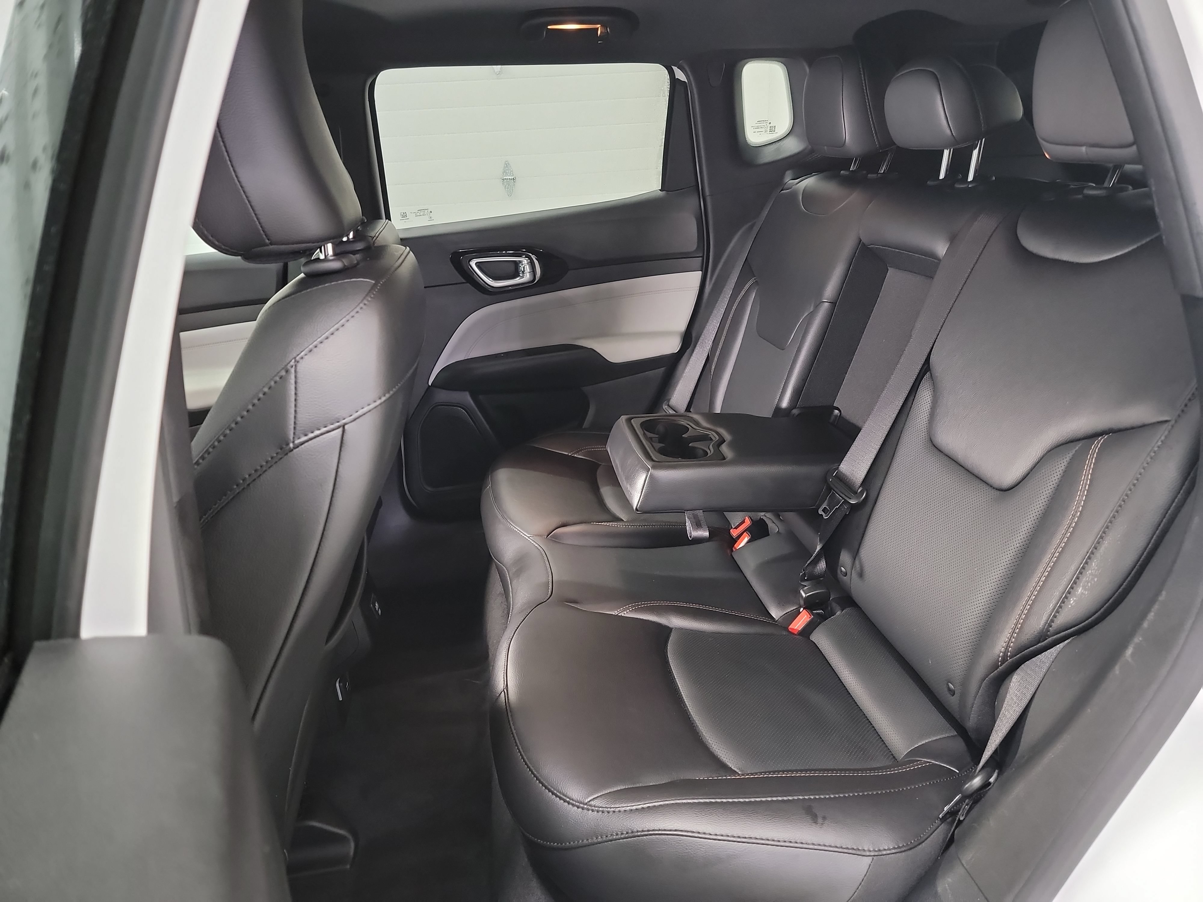 Used 2023 Jeep Compass Limited AWD/4WD image 27