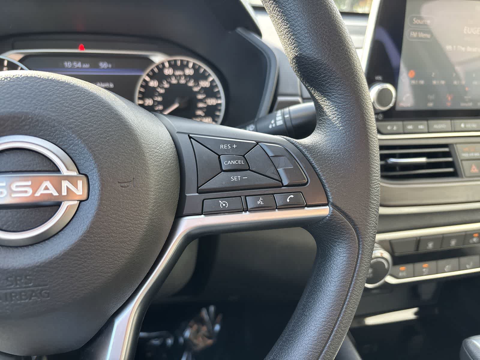 Used 2024 Nissan Altima 2.5 SV FWD image 15