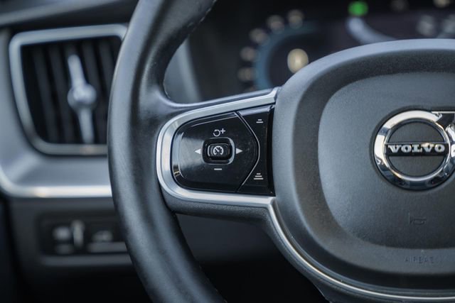 Certified 2022 Volvo XC60 T8 R-Design w/ Advanced Package image 28