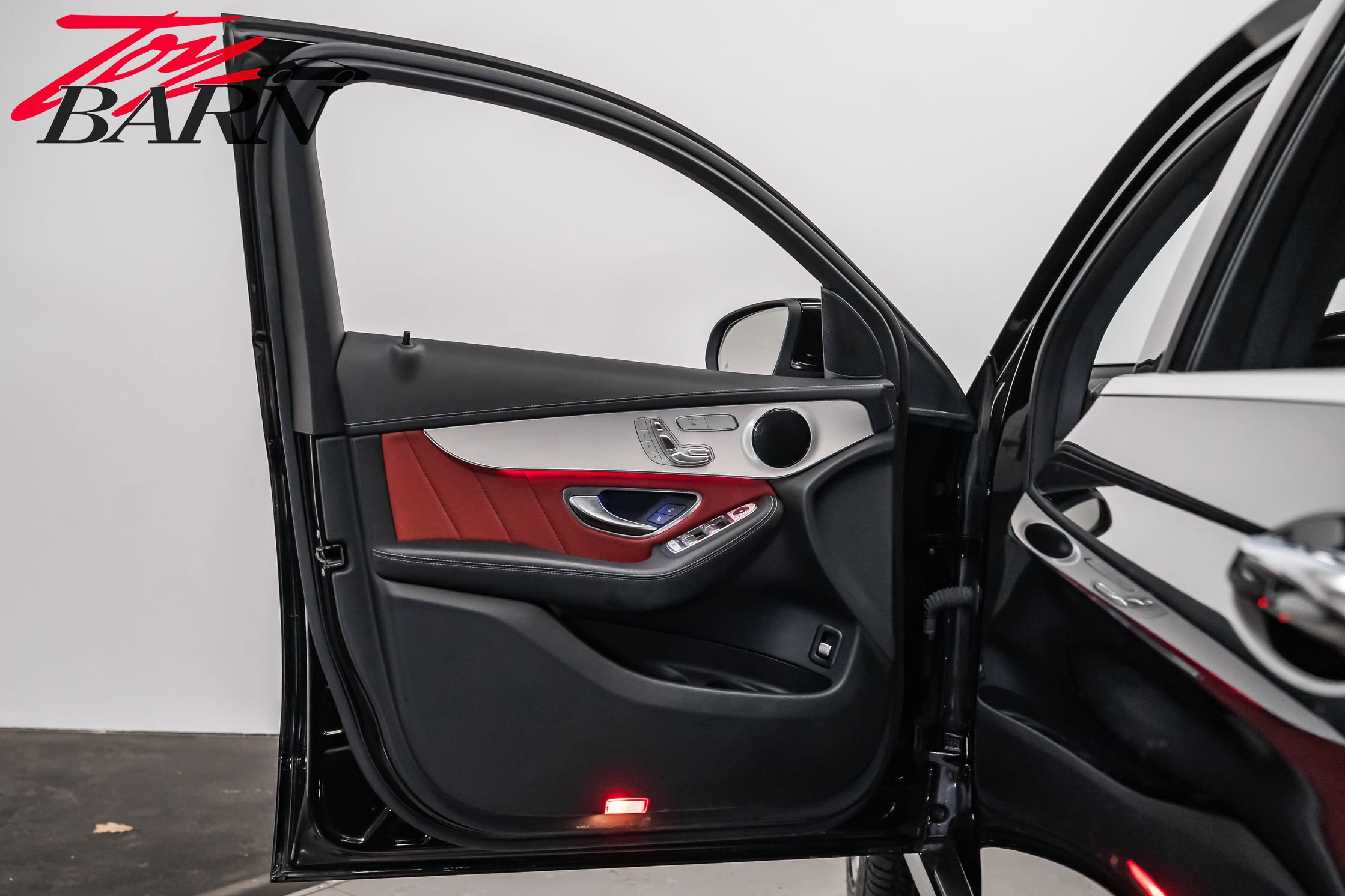 Used 2022 Mercedes-Benz GLC 300 4MATIC Coupe w/ AMG Line image 19