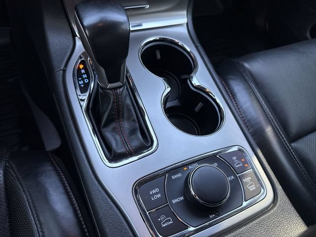 Used 2020 Jeep Grand Cherokee Trailhawk w/ Trailhawk Luxury Group AWD/4WD image 23