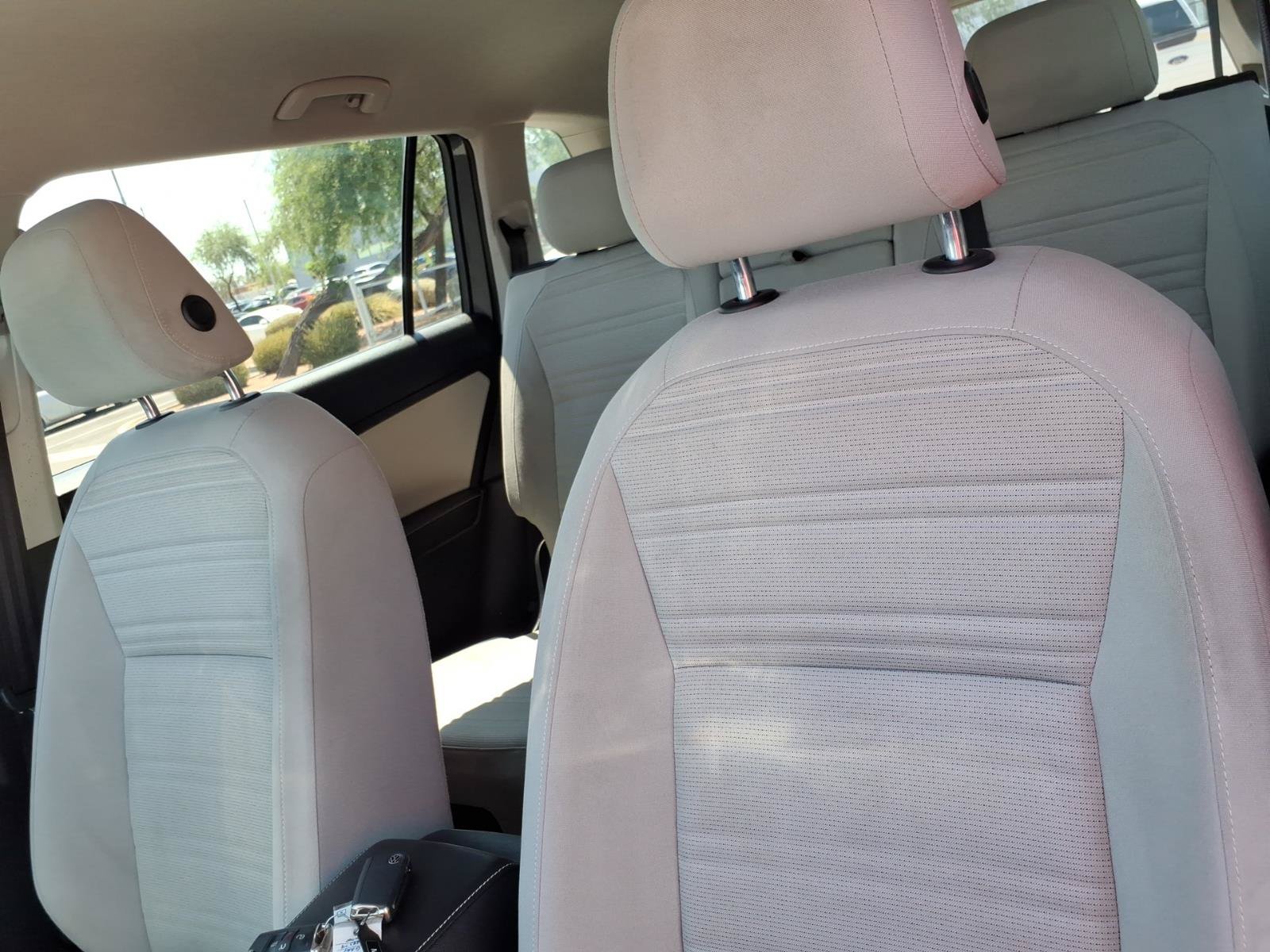 Used 2022 Volkswagen Tiguan S FWD image 20