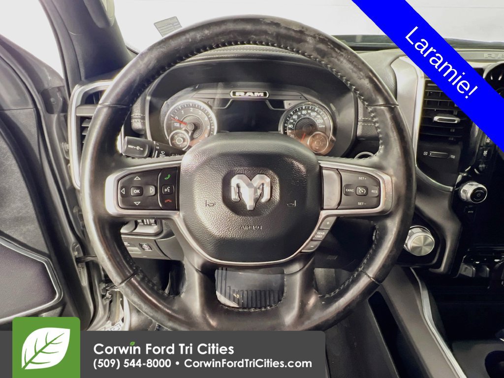 Used 2022 RAM 1500 Laramie AWD/4WD image 7