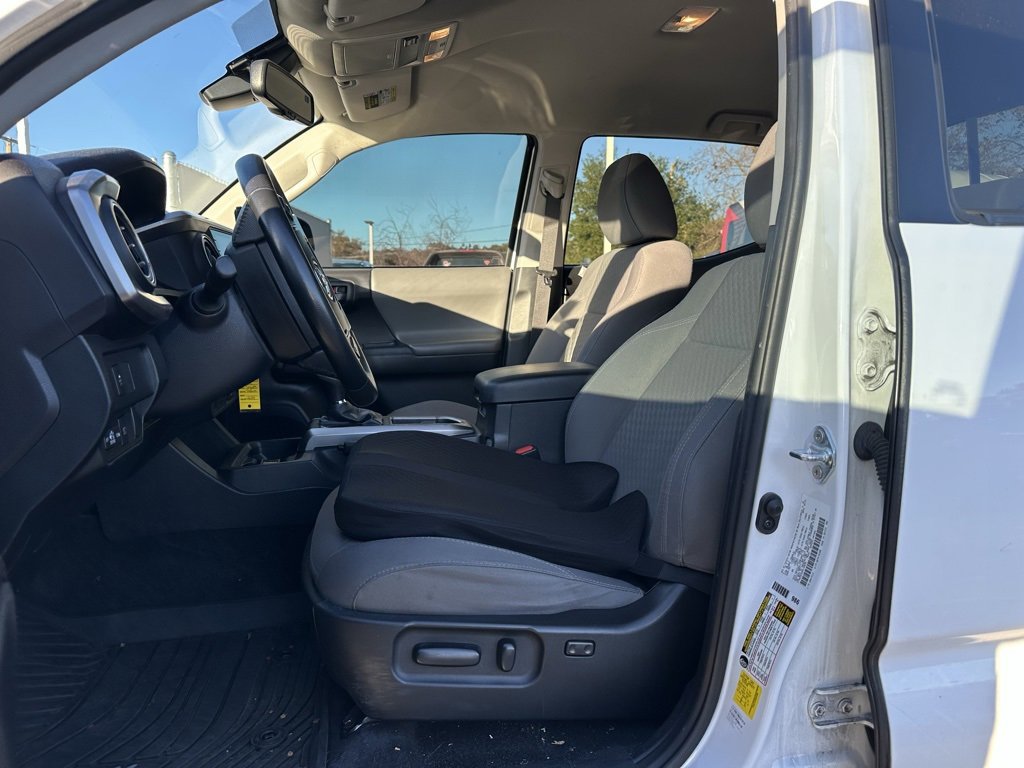 Used 2021 Toyota Tacoma SR5 image 9