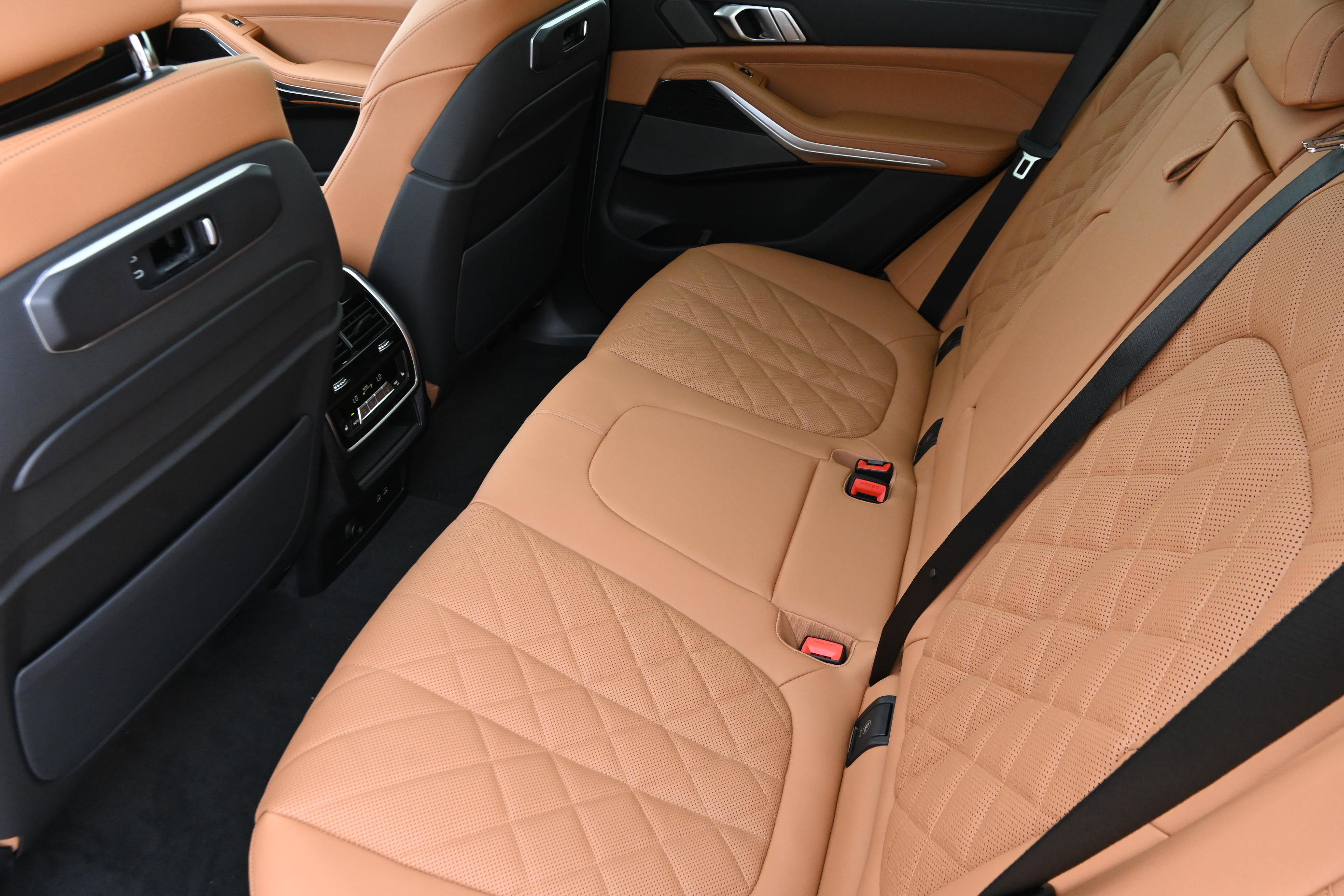 New 2026 BMW X5 xDrive40i AWD/4WD image 11