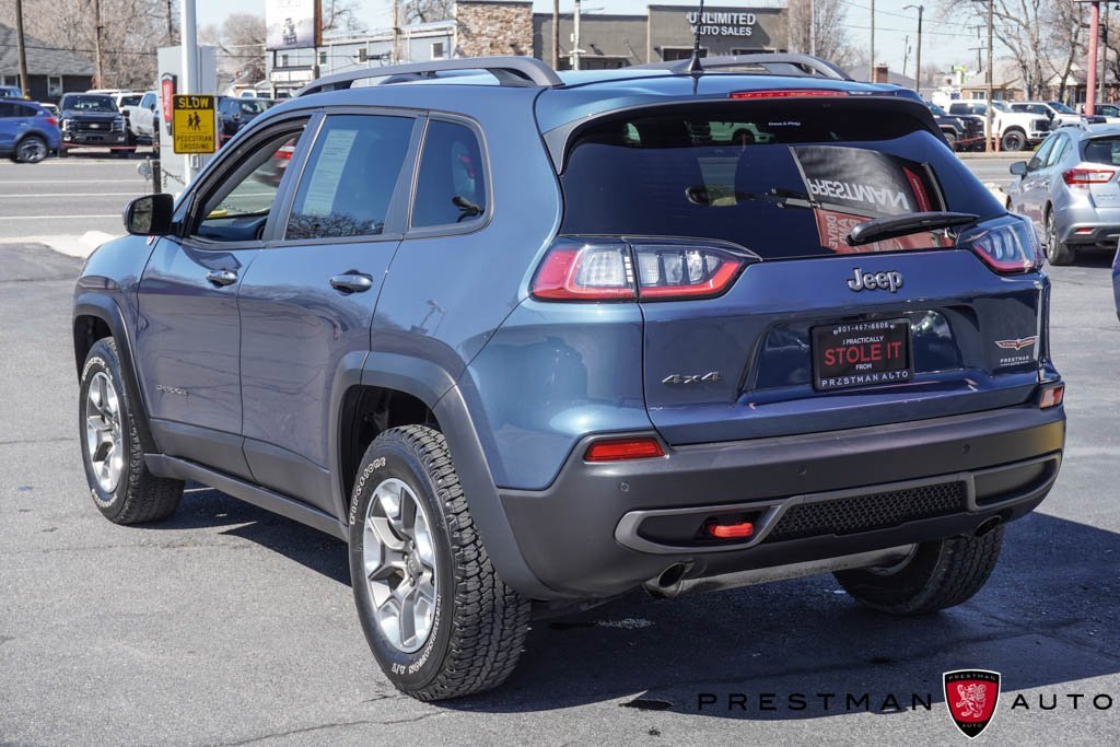Used 2019 Jeep Cherokee Trailhawk w/ Cold Weather Group image 19