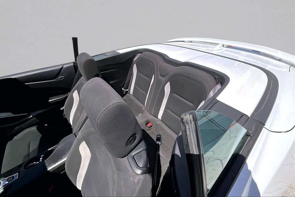 Used 2019 Chevrolet Camaro LT RWD image 21