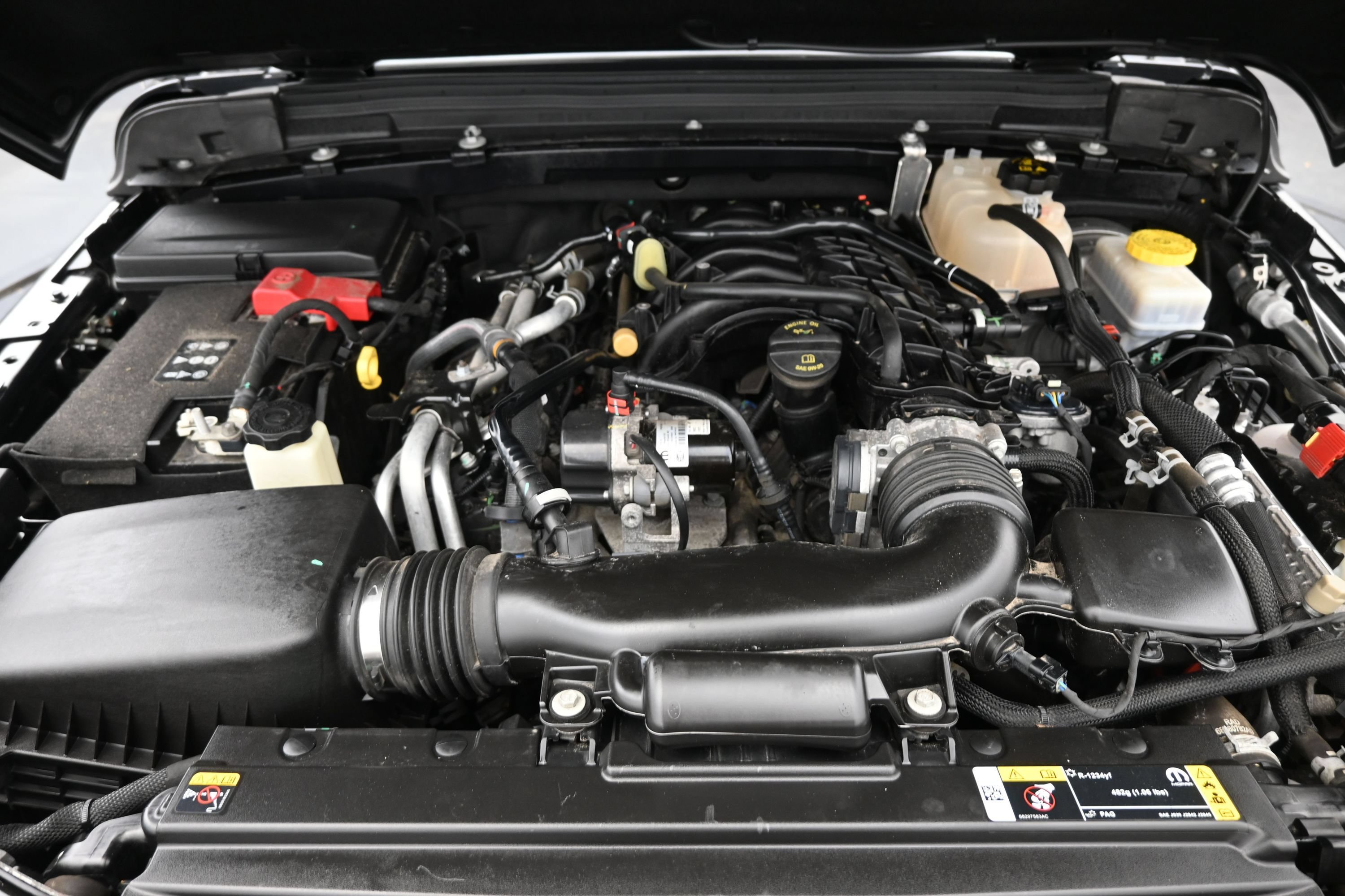 Used 2022 Jeep Wrangler Unlimited Sport AWD/4WD image 12