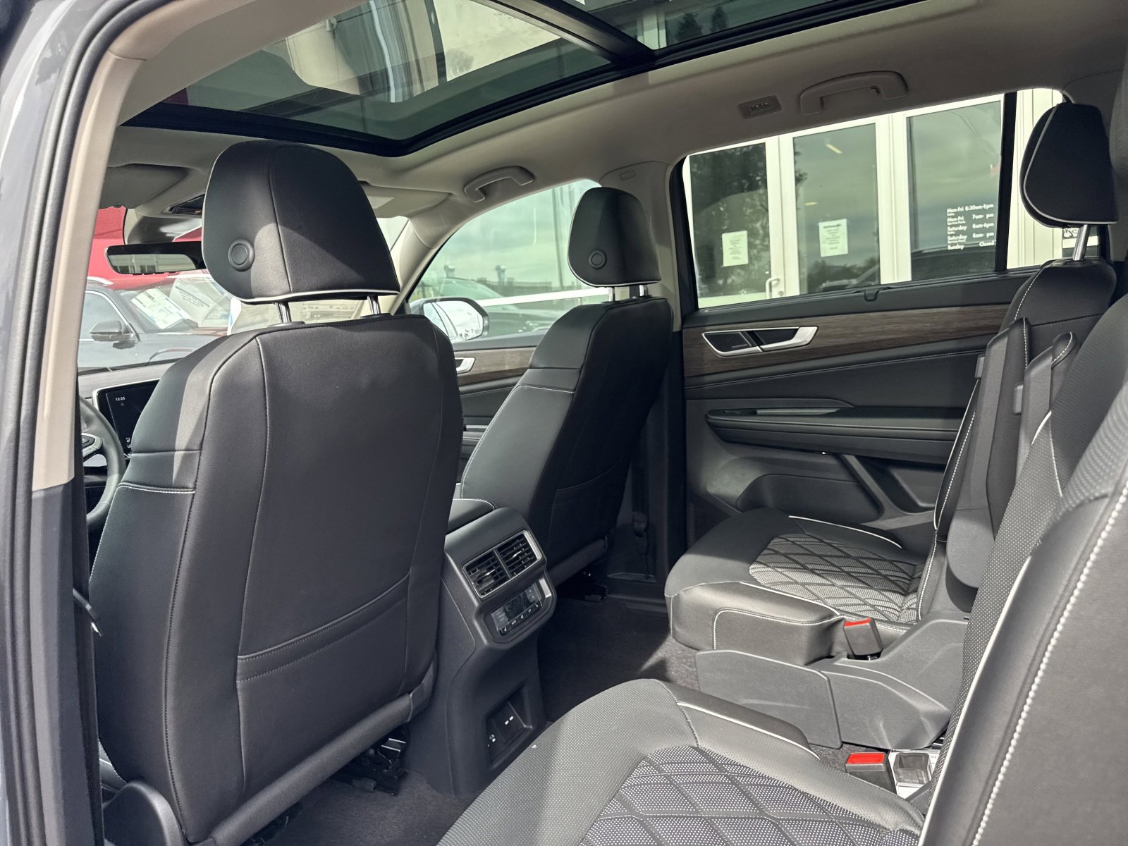 New 2026 Volkswagen Atlas SEL Premium R-Line image 20