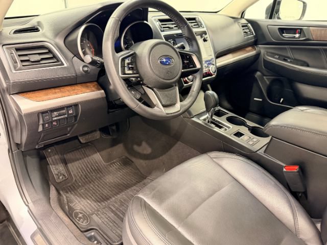Used 2018 Subaru Outback 2.5i Limited AWD/4WD image 16