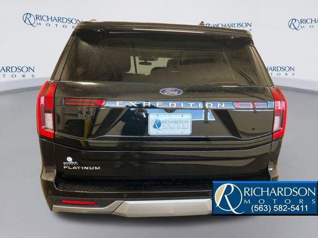Used 2025 Ford Expedition Platinum image 4