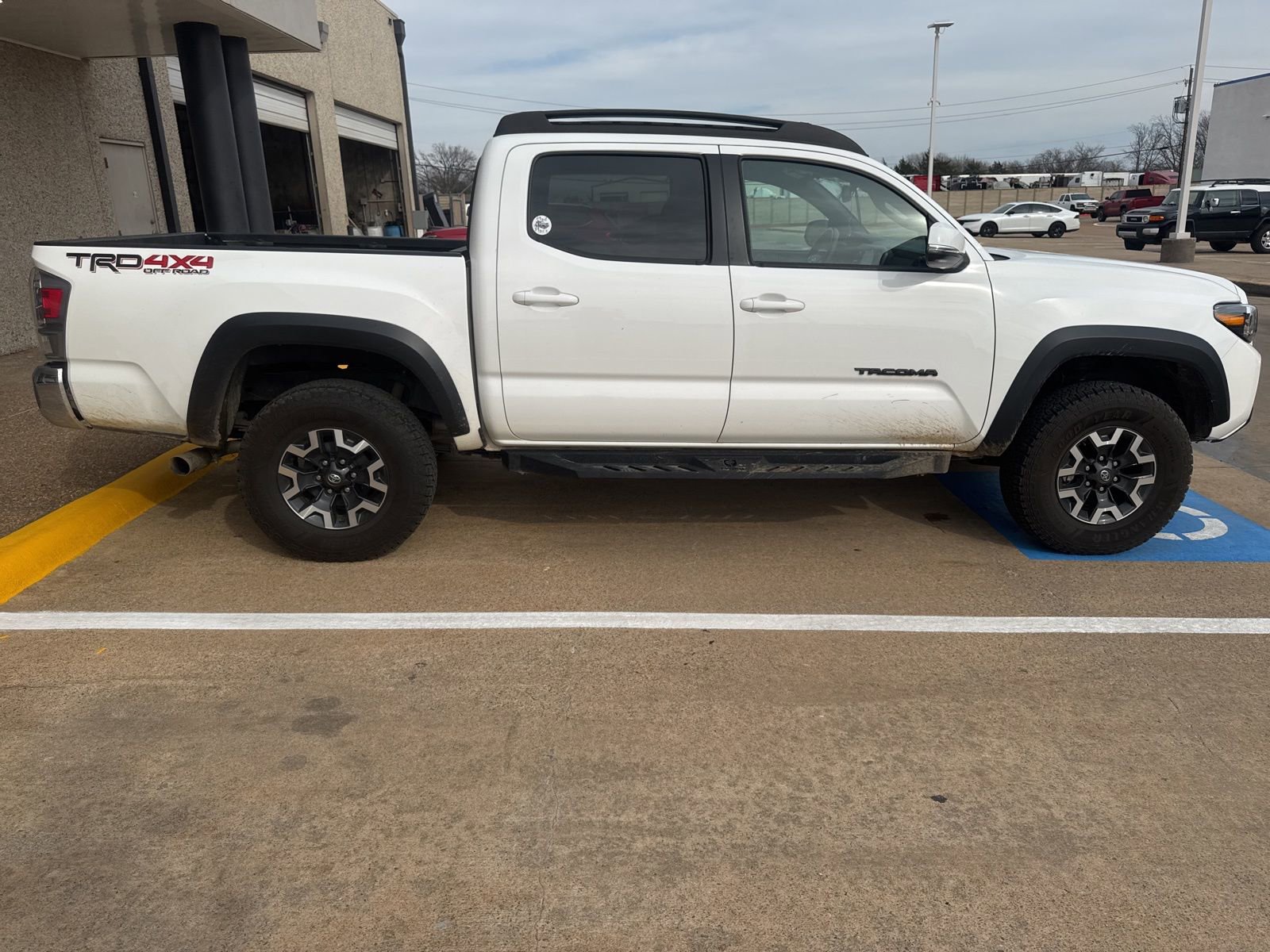 Used 2023 Toyota Tacoma TRD Off-Road image 4