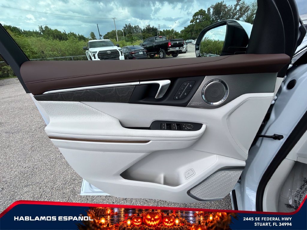 New 2026 Buick Enclave Avenir w/ Super Cruise Package AWD/4WD image 24