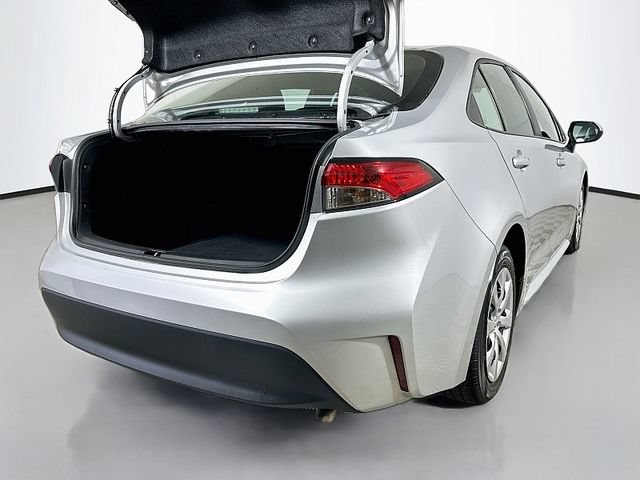 Used 2024 Toyota Corolla LE FWD image 25