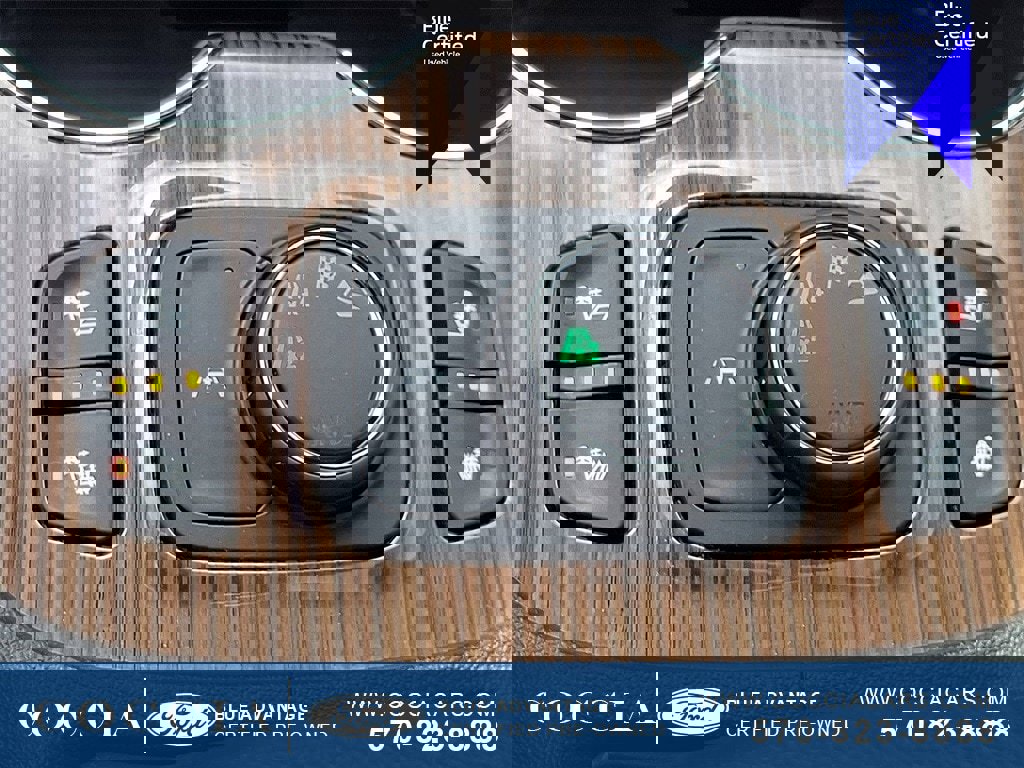 Used 2021 GMC Acadia SLE w/ Driver Convenience Package image 23