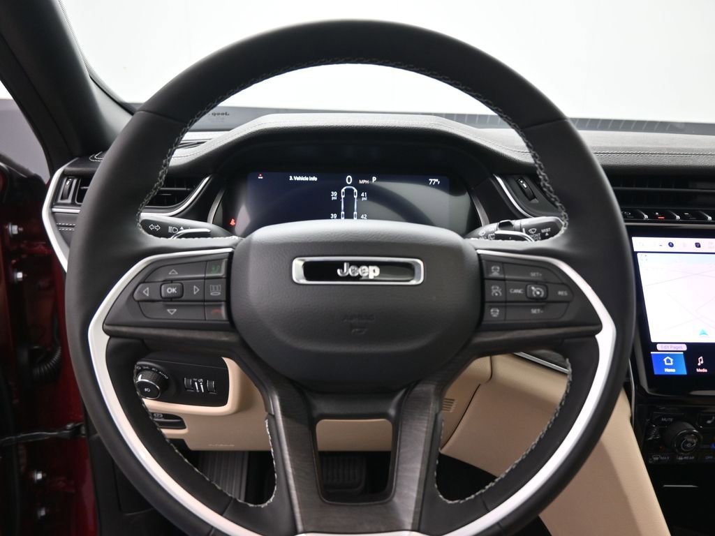 New 2025 Jeep Grand Cherokee L Limited w/ Luxury Tech Group II RWD image 2