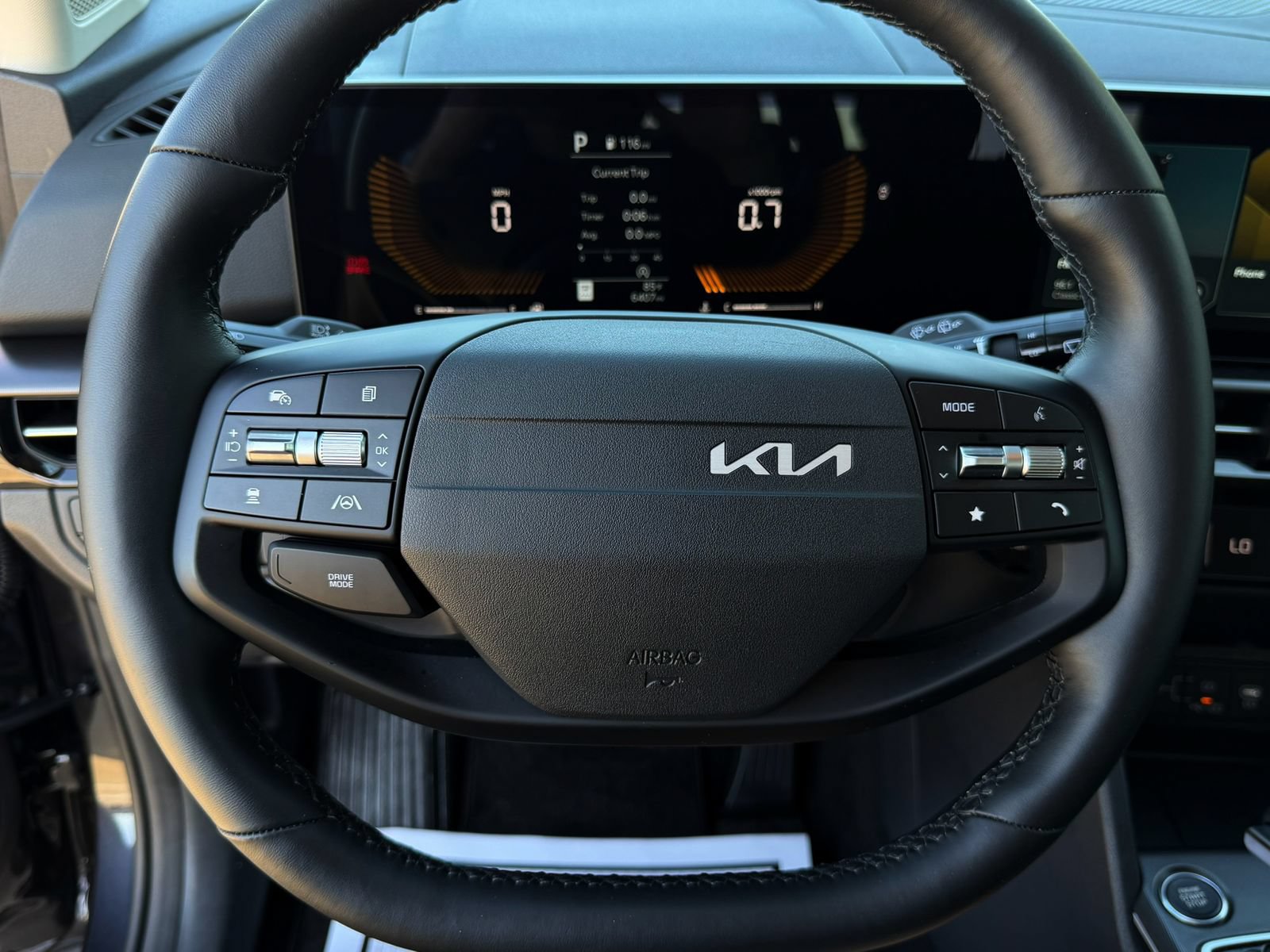 Used 2026 Kia Sportage EX FWD image 21