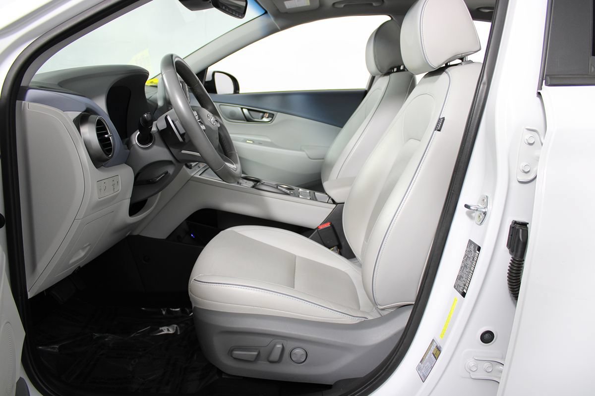Used 2021 Hyundai Kona Limited w/ Cargo Package FWD image 8