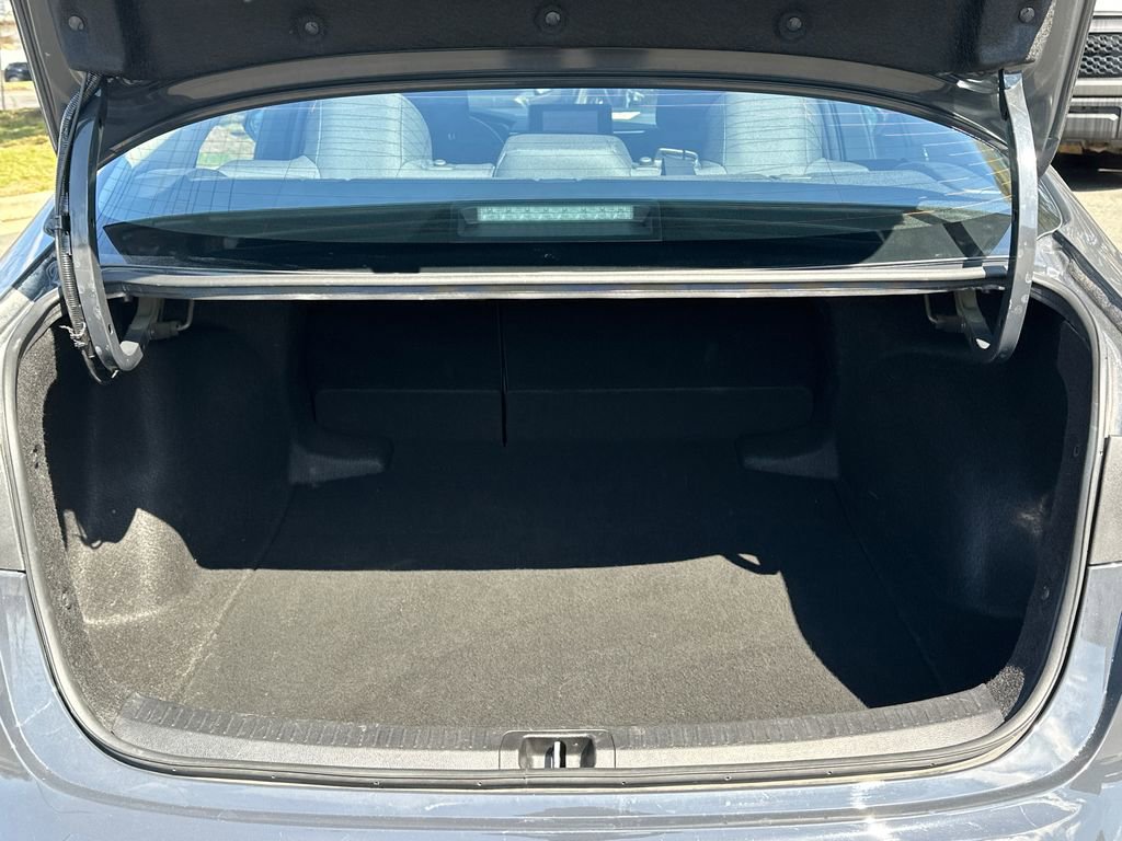 Used 2024 Toyota Corolla LE image 6