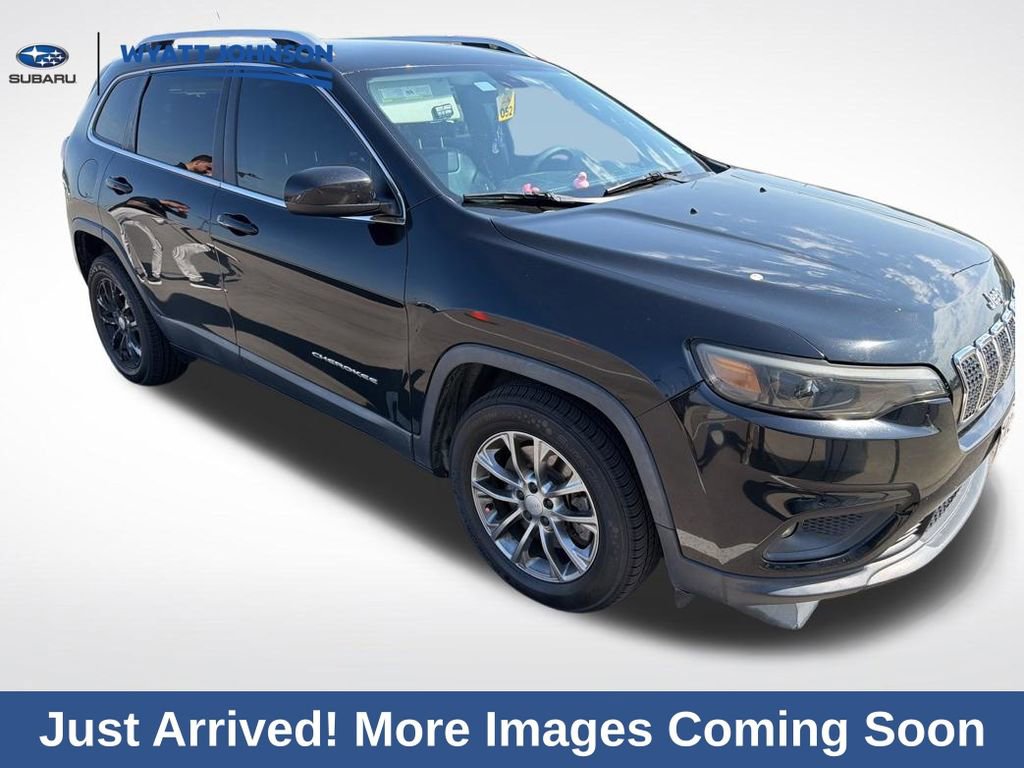 Used 2019 Jeep Cherokee Latitude Plus image 5